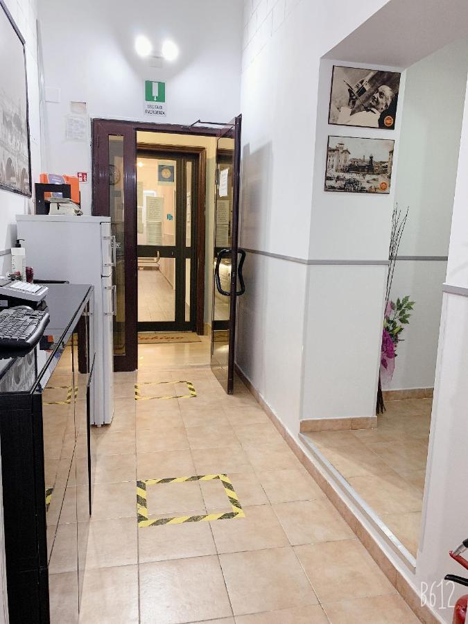 Golden Ratio Hotel Rome Bagian luar foto